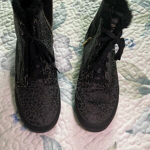 Sperry Crest Vibe Animal Print High Top Sneakers